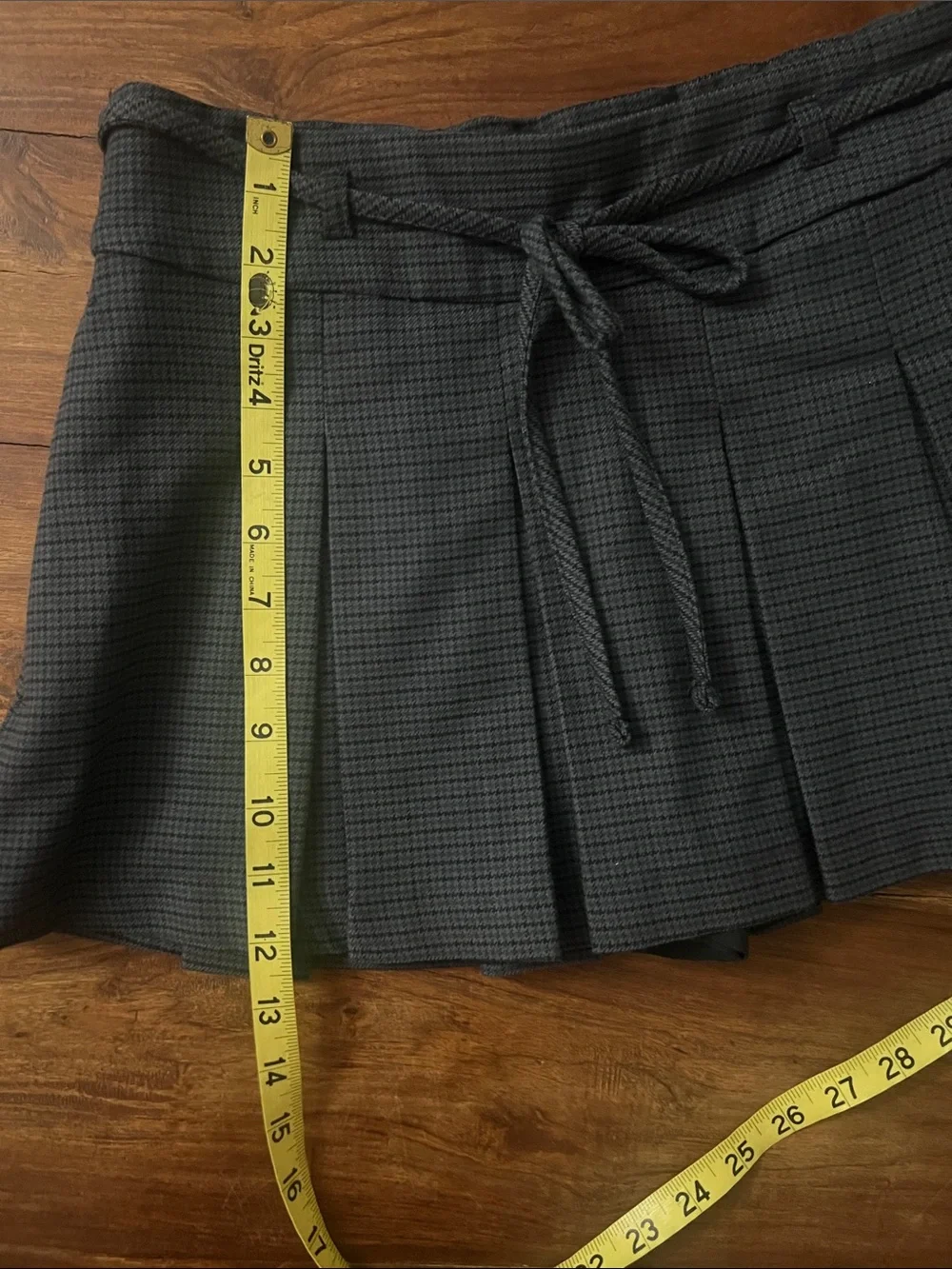 Zara girl’s Pleated Mini Skirt in Dark Gray Plaid